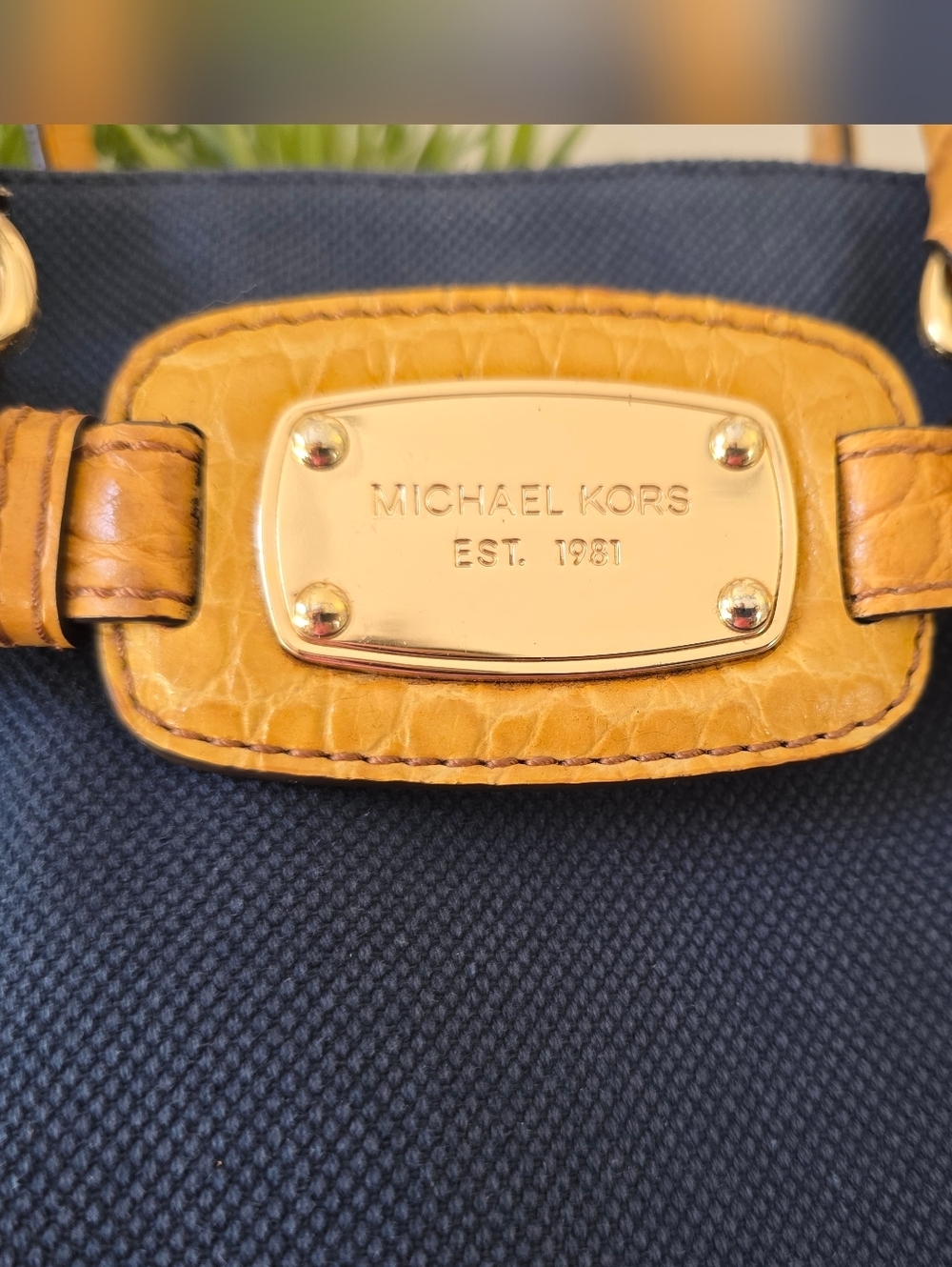 Michael Kors Hamilton East/West Large Tote Navy Canvas Leather Trim Crossbody - Picture 9 of 16